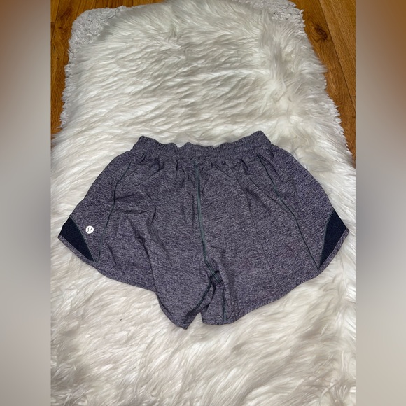 Lululemon Hotty Hot Short - Picture 8 of 10